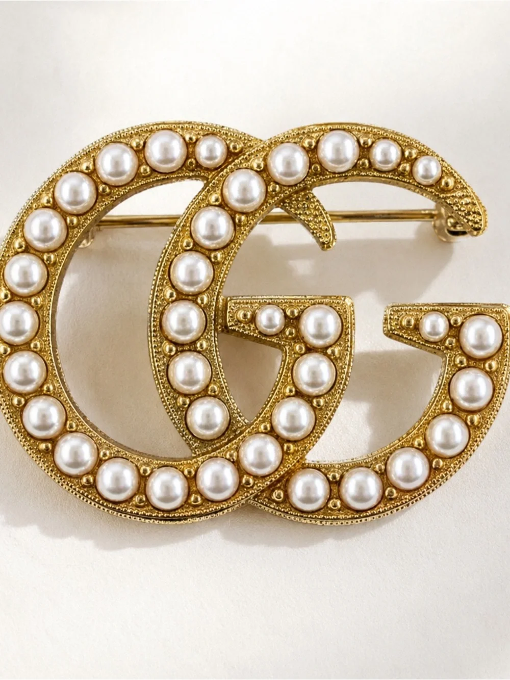 Pearl GG Brooch Pin Designer Inspired Gold Statement Brooch - Picture 1 of 4